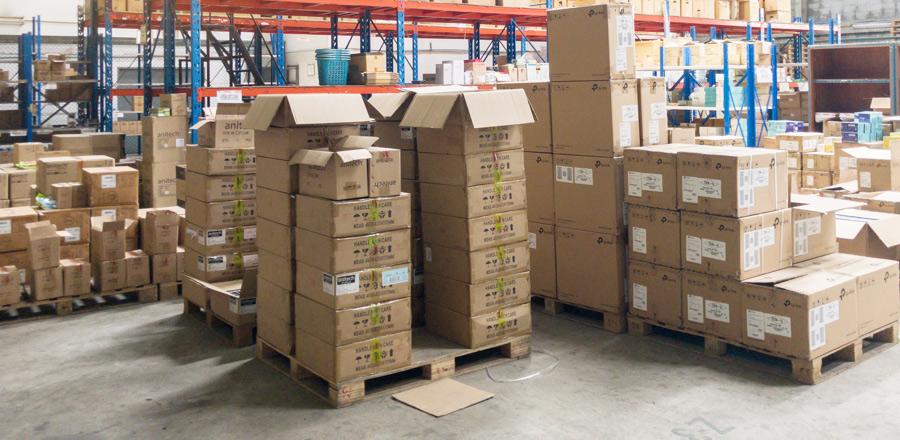 物流倉庫の軽作業スタッフ派遣