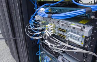 データセンターラック撤去